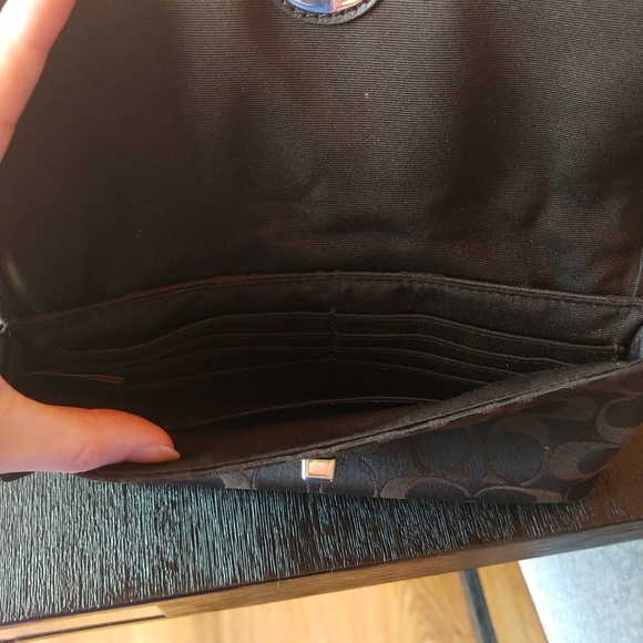 Authentic Coach Purse and matching Clutch - Picture 3 of 6